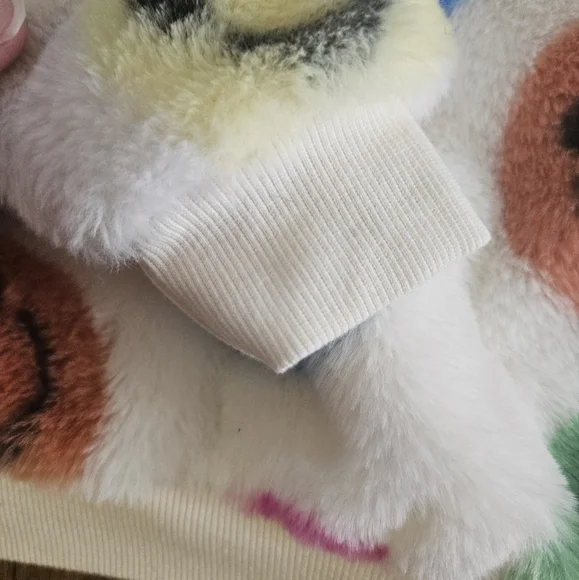 💝💝5/$25💝💝SHEIN Fuzzy Sweater with Colorful Accents - Picture 2 of 8